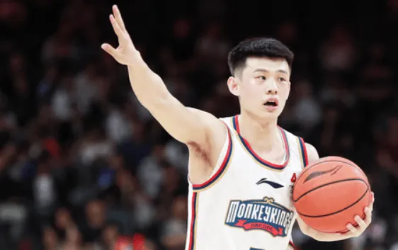 许利民：不光是我们 很多俱乐部都想要王澜一 但条件必须一致